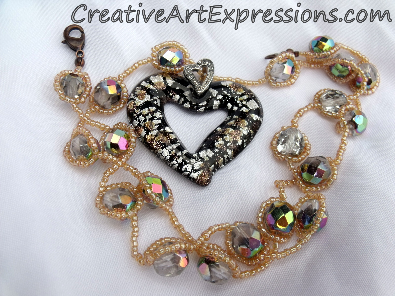Creative Art Expressions Peach & Black Daisy Chain Necklace Jewelry Design